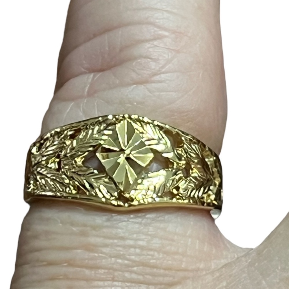 14kt Gold Plated Diamond Cut Small Diamond Center Filigree New Vintage Ring Sz 5